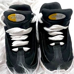 Nike air max toddler sneaker